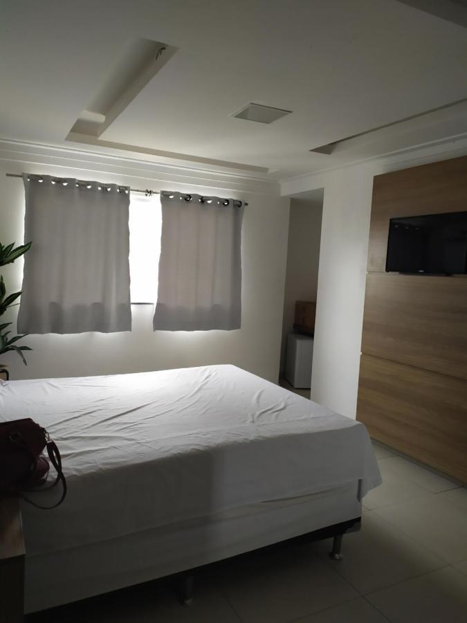 OYO Hotel Valéria Salvador Esterno foto